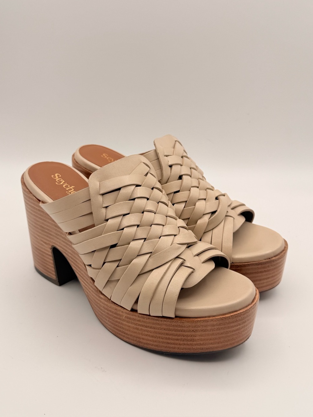 SEYCHELLES Make You Mine Leather Platform Sandals Off White Size 8